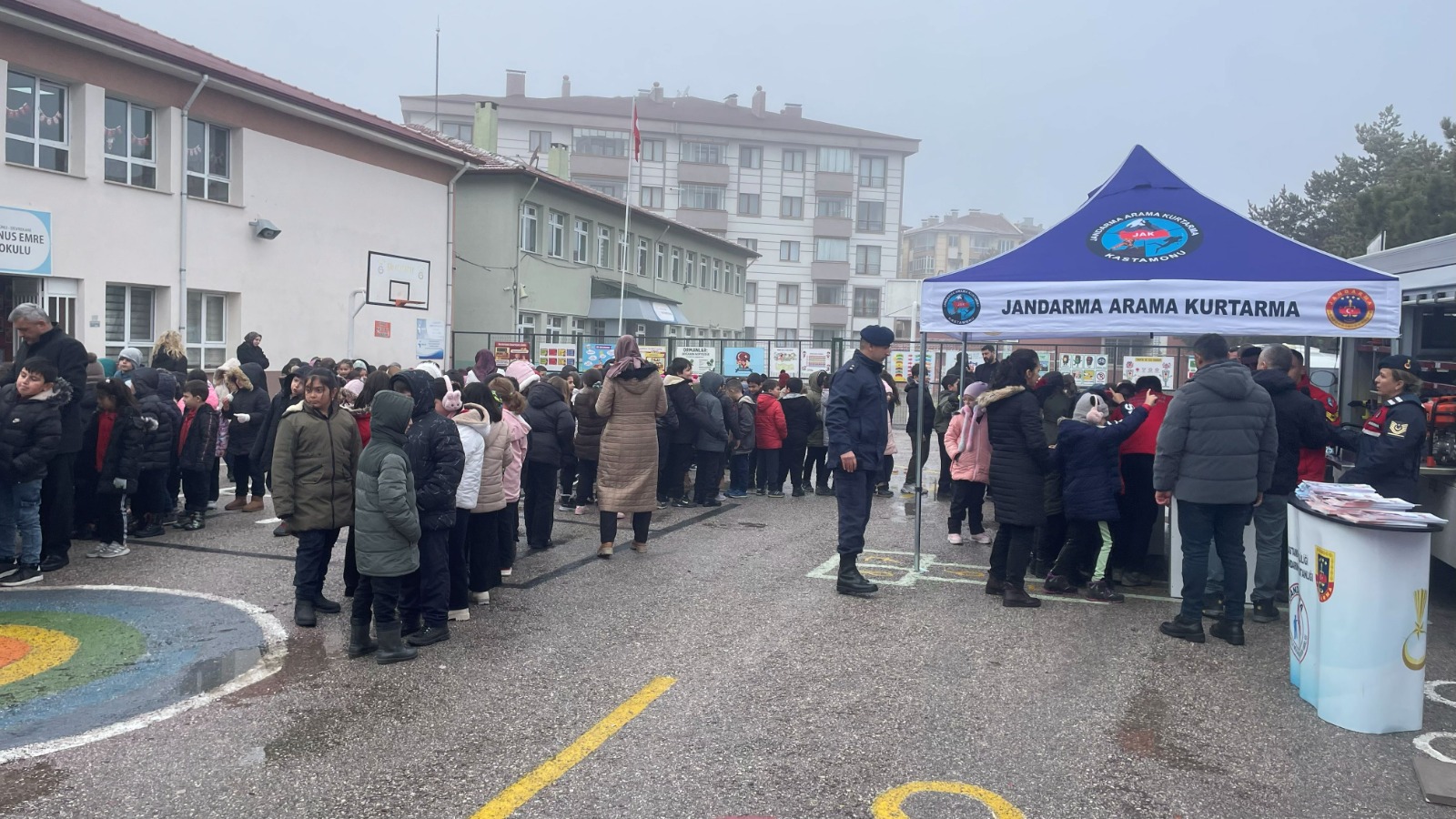 Kastamonu'nun Ilçesinde Jandarma Öğrencilere Eğitim Verdi 12