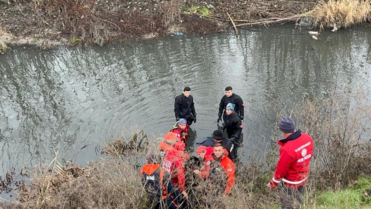 Kayıp Türkçe Öğretmeni Ölü Bulundu (1)