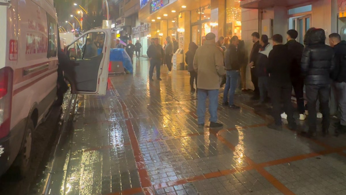 Kızının Düğünü Için Geldiği Ildeki Otel Odasında Yaşamını Yitirdi 2