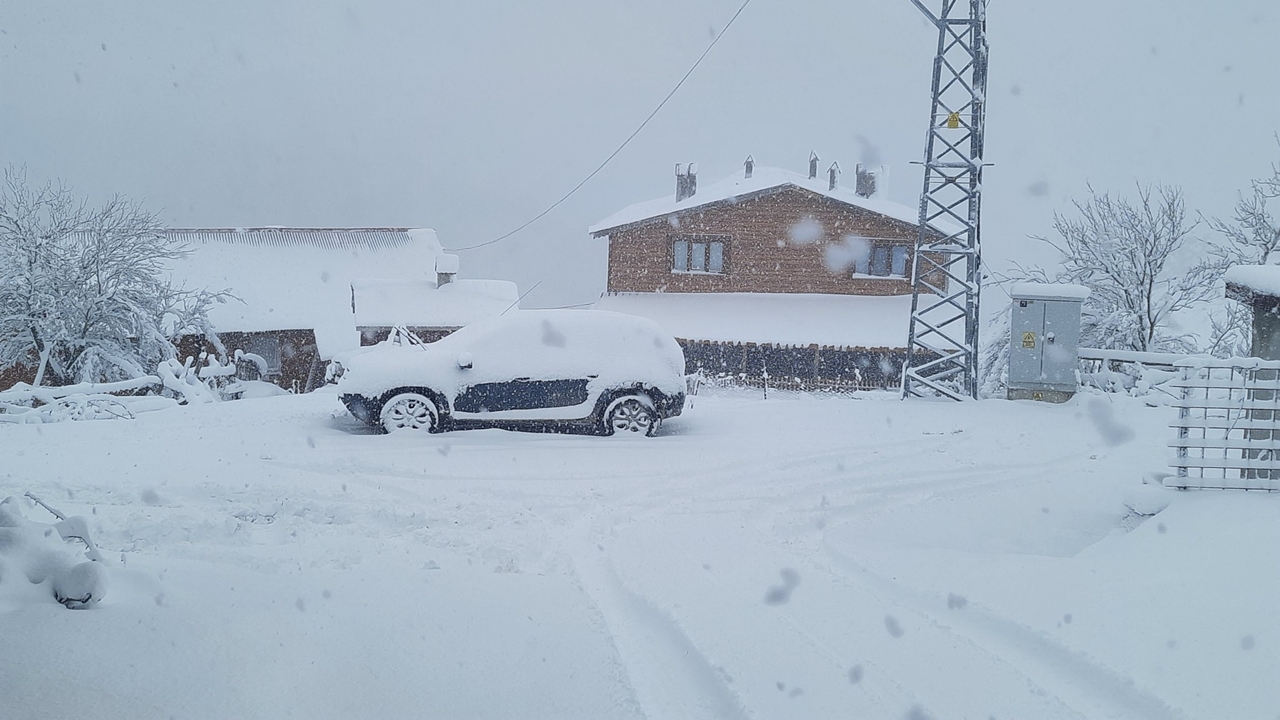 Kürede Kar Yağışı Kartpostallık Görüntü (2)