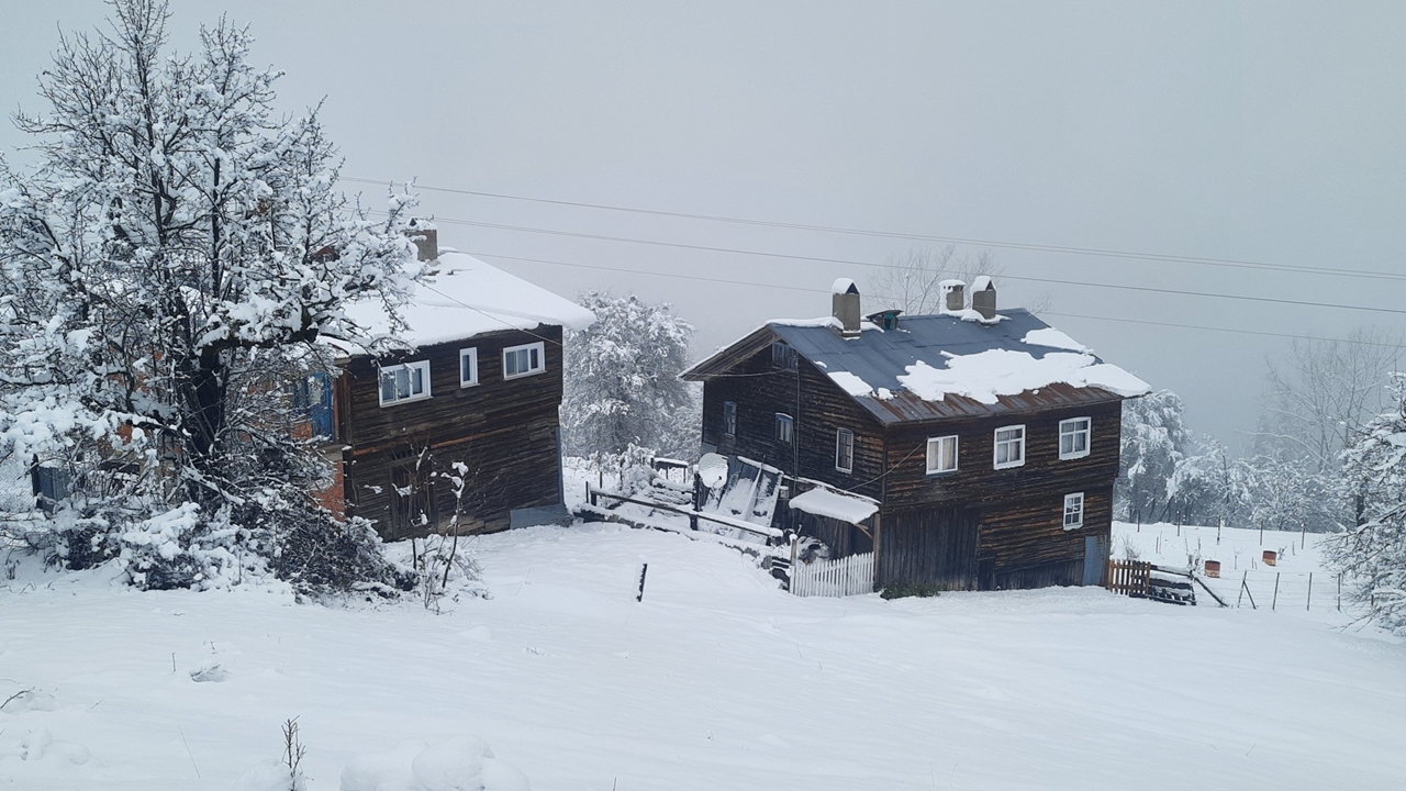 Kürede Kar Yağışı Kartpostallık Görüntü (8)