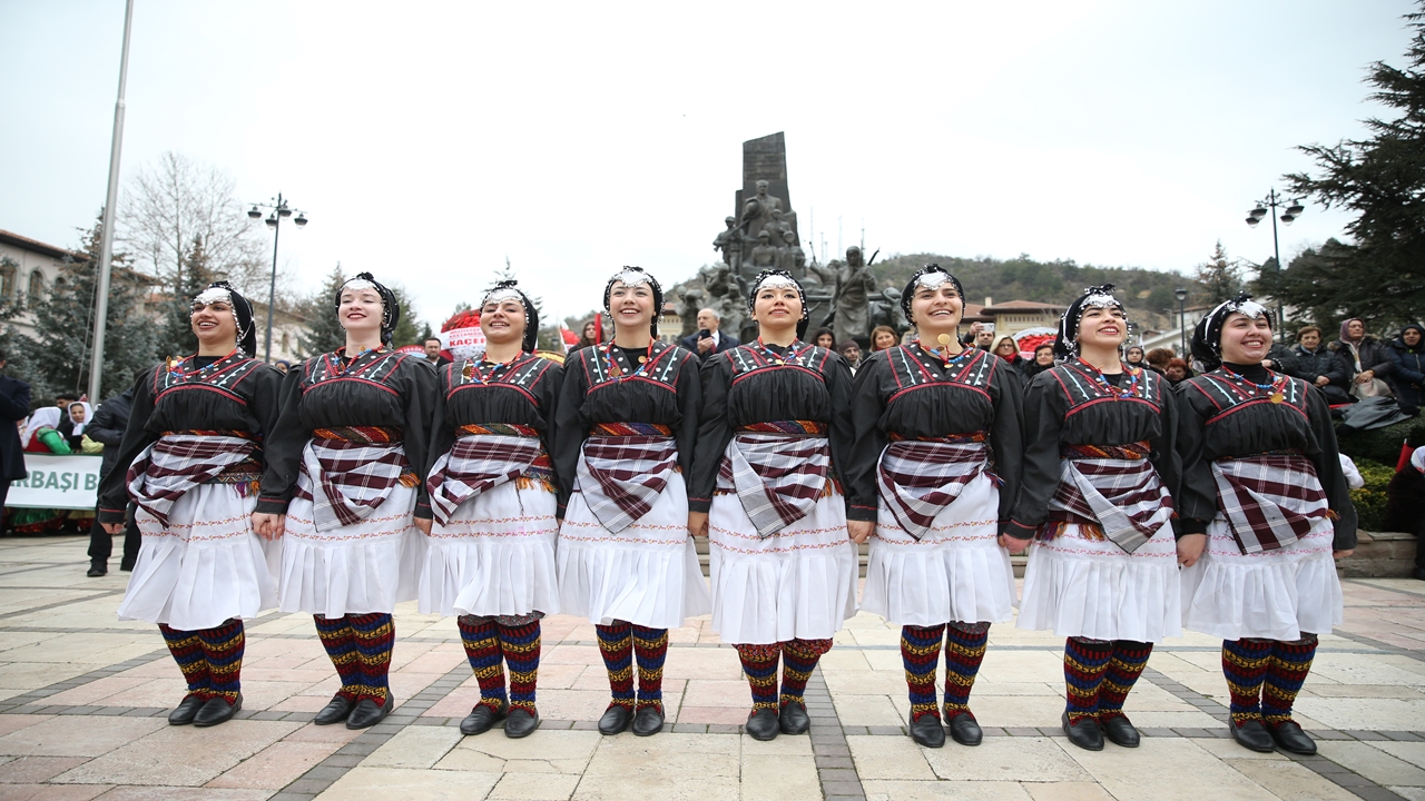 Kutlama 10 Aralık Bakan Yardımcı (2)