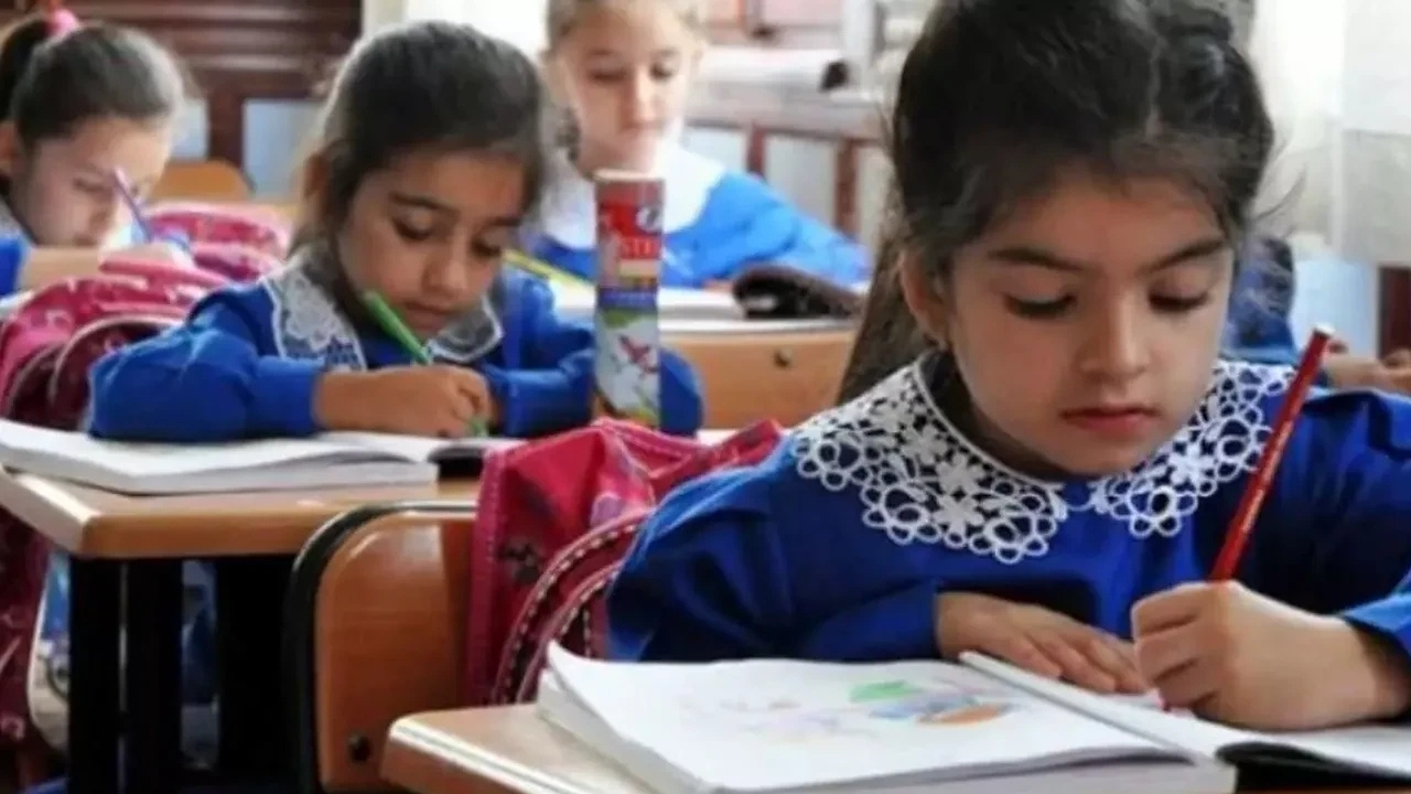 Meb Hazırlıklara Başladı Okula Başlama Yaşında Değişiklik Yolda (1)