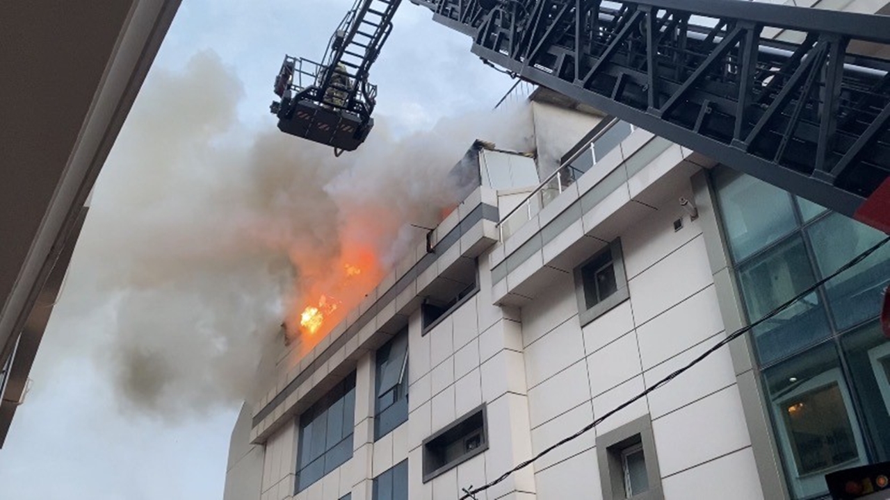 Otal Yangını Istanbul (1)