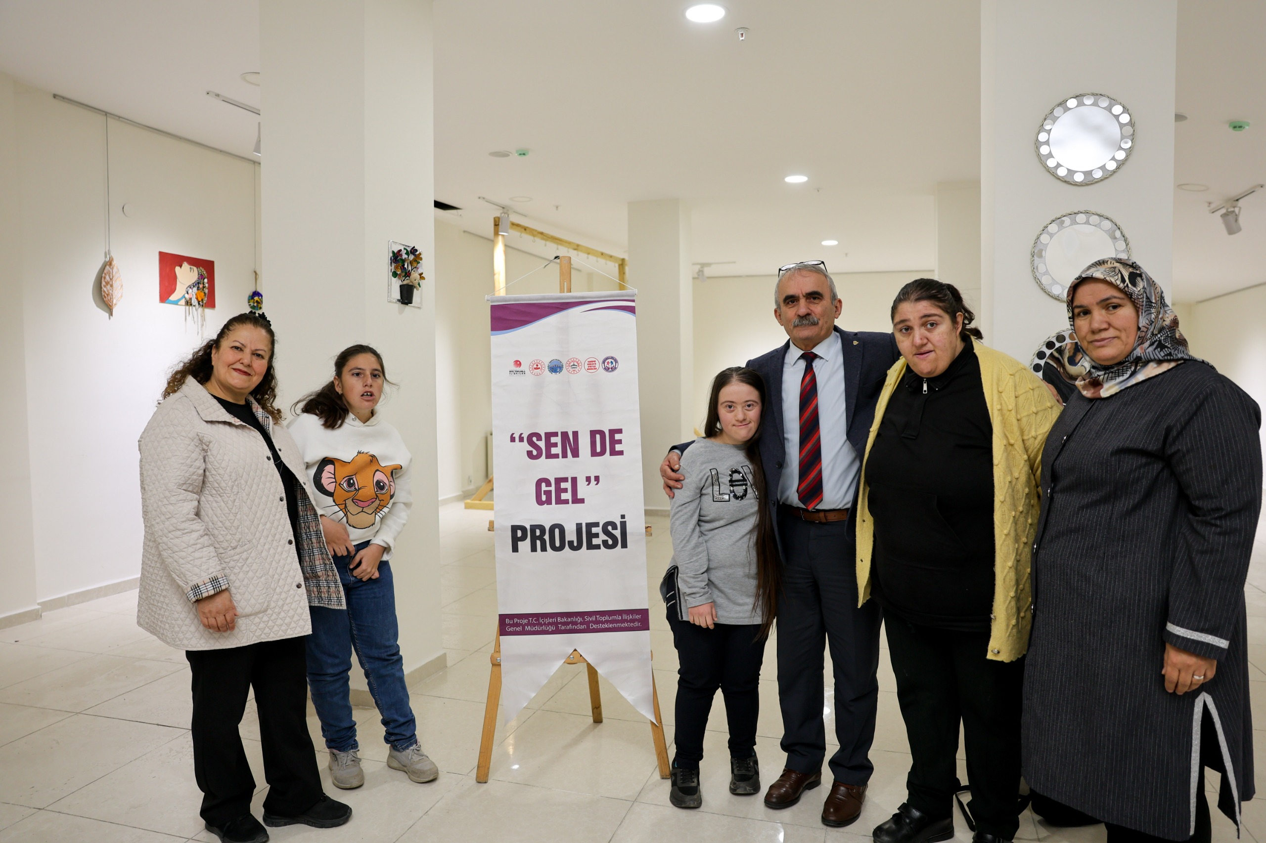 Özel Birey Aileleri Taşköprü’de Atıkları Sanata Dönüştürdü 2