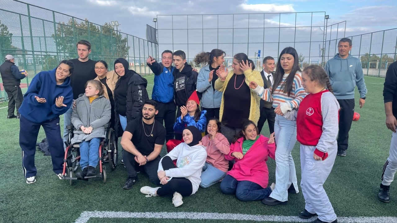 Özel Bireyler Yol Konak Kampı’nda Buluştu Dayanışma Dolu Etkinlik (7)