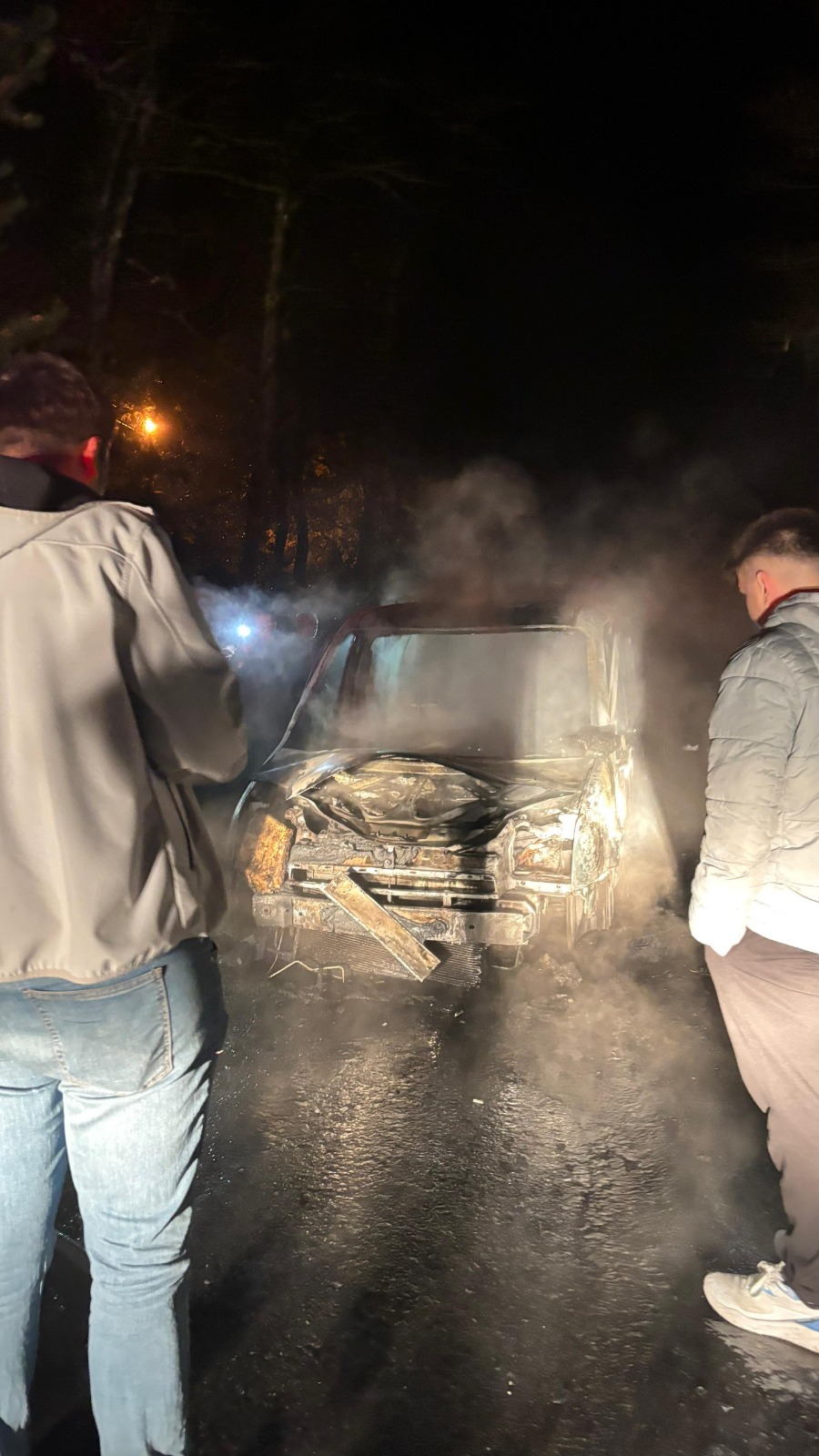 Seyir Halindeki Araç Alev Alev Yandı 88