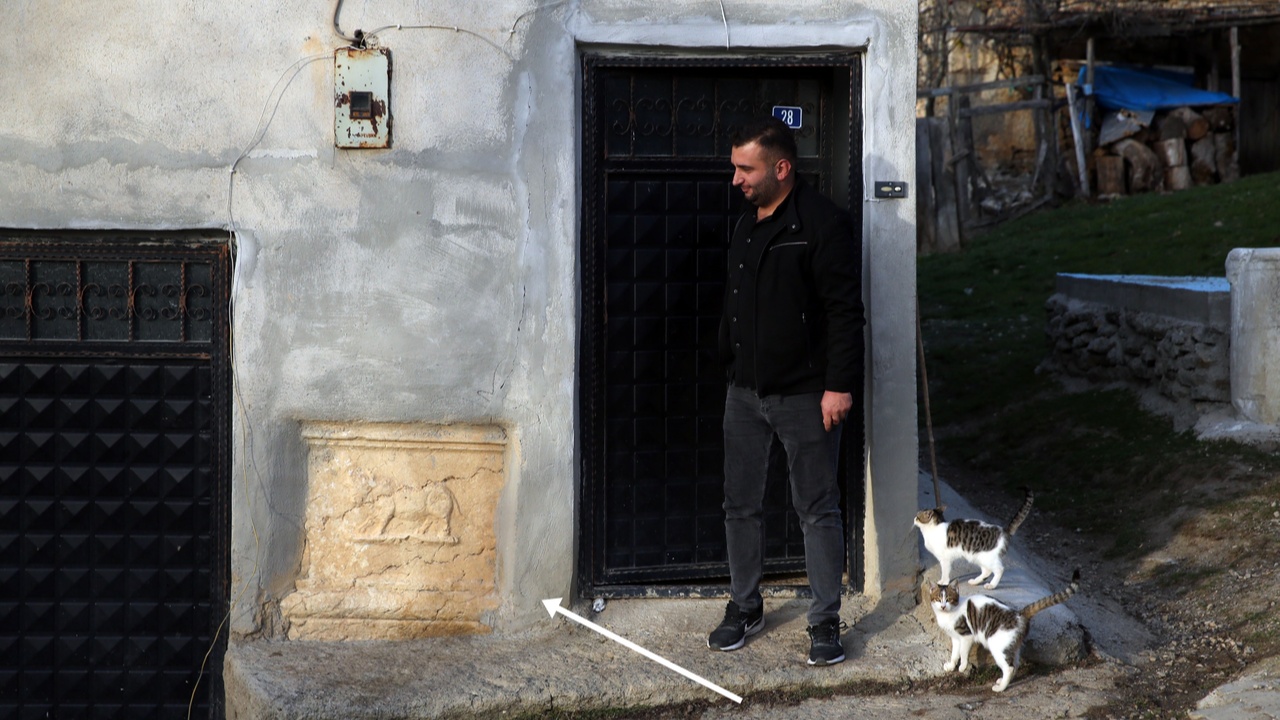 Tarihi Eserler Duvara Monte (3)