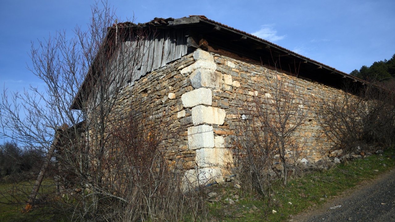 Tarihi Eserler Duvara Monte (6)