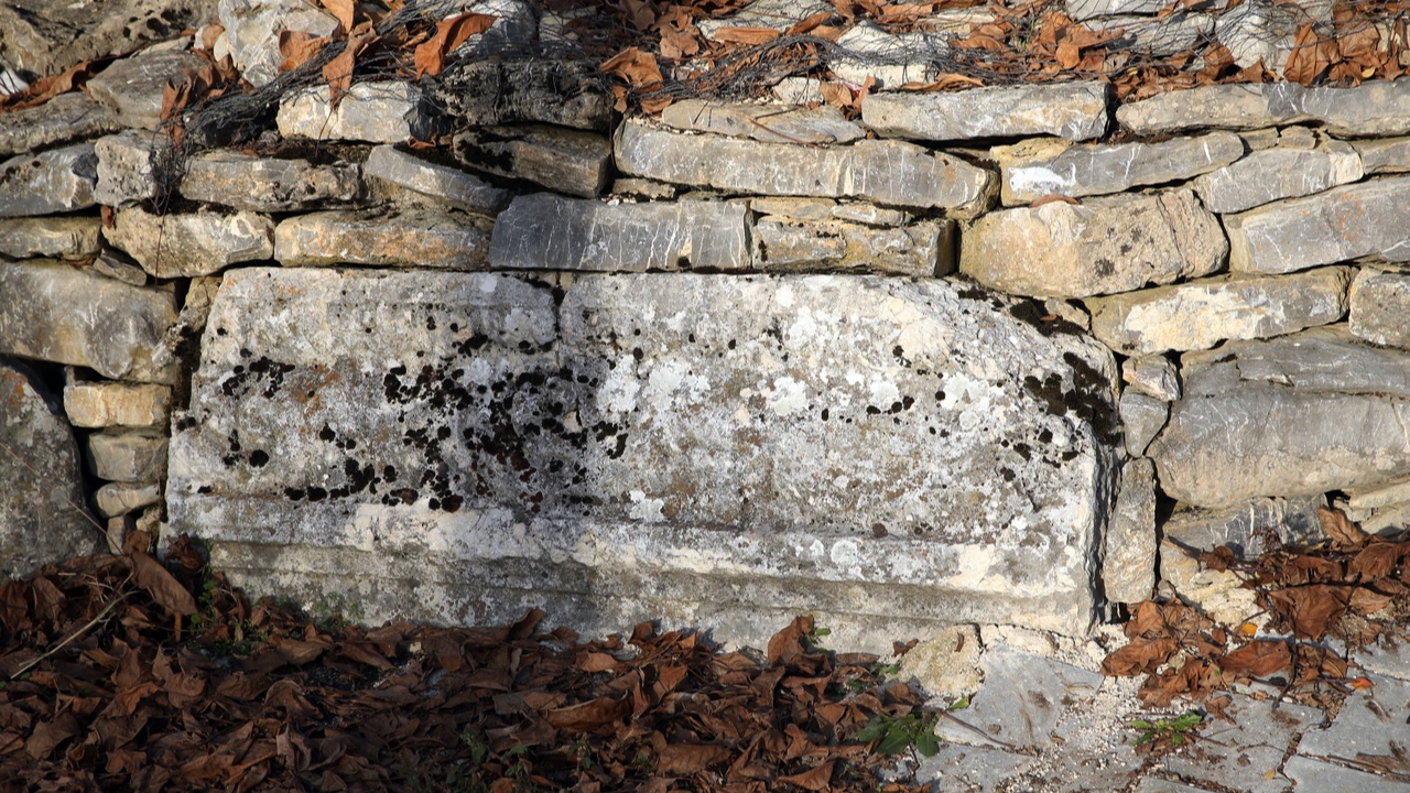 Tarihi Eserler Duvara Monte (8)