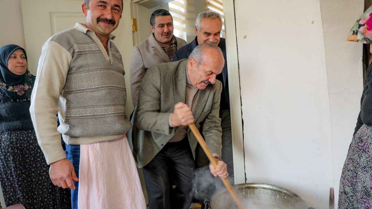 Taşköprü Asırlık Gelenek Helva Karma (10)