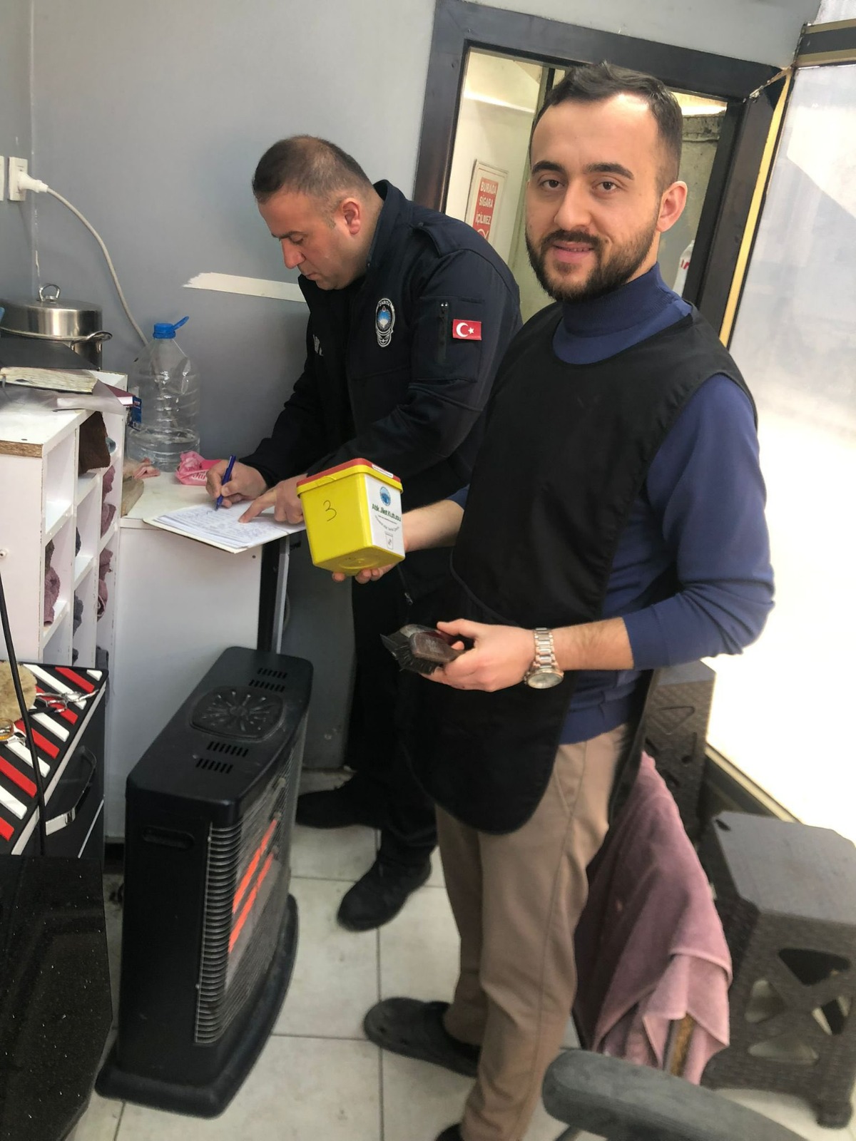 Taşköprü Belediyesi Berber Esnaflarıyla Atık Jilet Toplama Kampanyası Başlattı 6