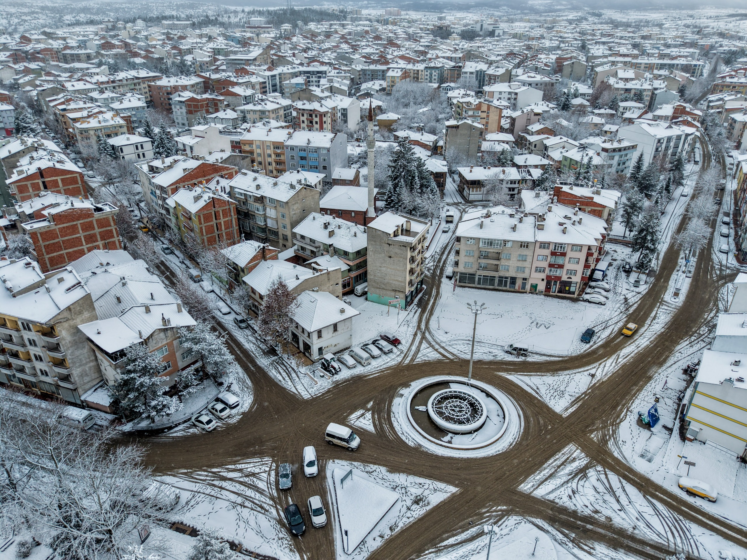 Taşköprü Beyaz Örtüyle Kaplandı 6