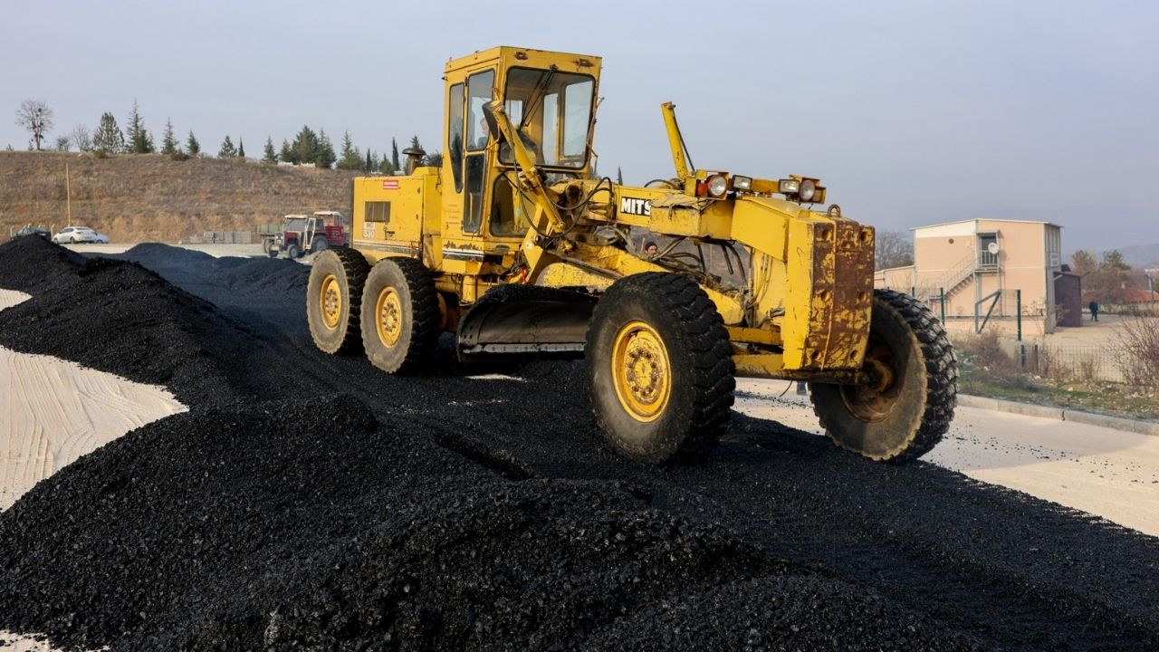 Taşköprü Yeni Kamyon Garajı Girişlerine Sıcak Asfalt (5)