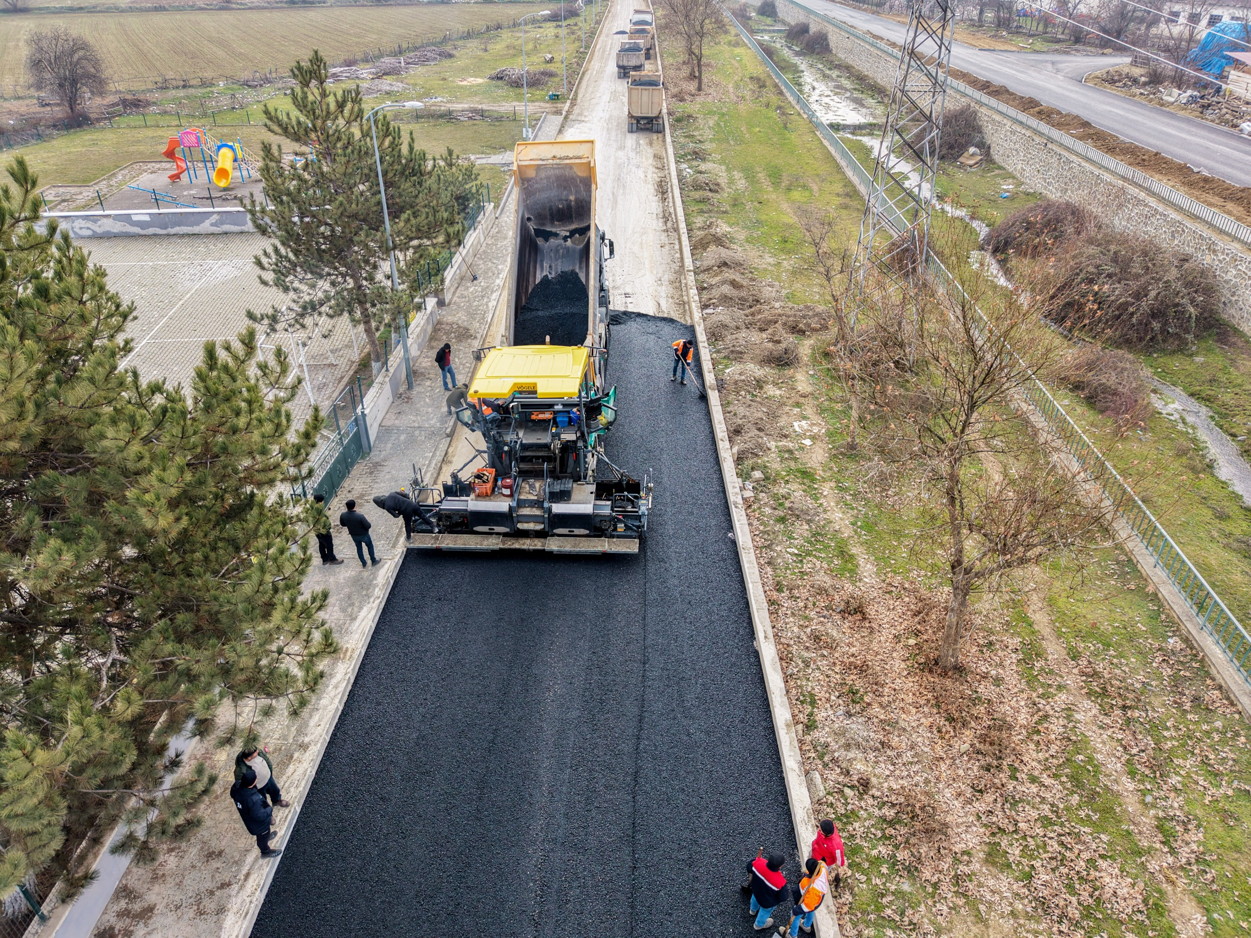 Taşköprü'de Konfor Artıyor Sıcak Asfalt Mesaisi Sürüyor 14