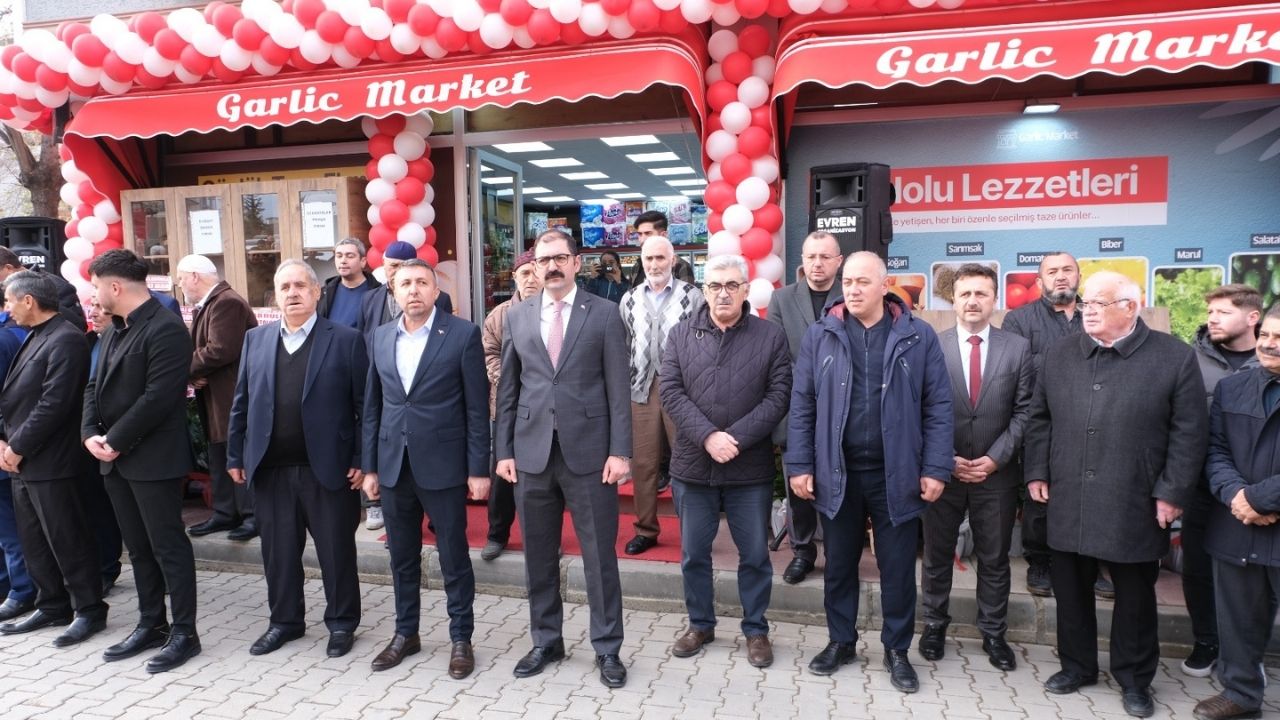 Taşköprü’de Yeni Market Açıldı Garlic Market’e Yoğun İlgi (2)