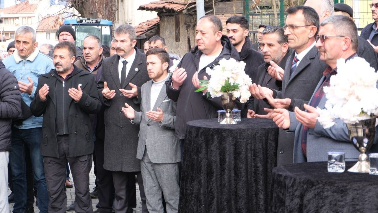Taşköprü’de Yeni Market Açıldı Garlic Market’e Yoğun İlgi (4)