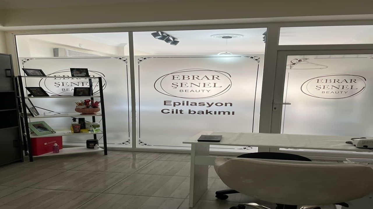 Taşköprü'de Yeni Yıla Bakımlı Karşılamak İsteyenlerin Adresi Ebrar Şenel Güzellik Merkezi (1)