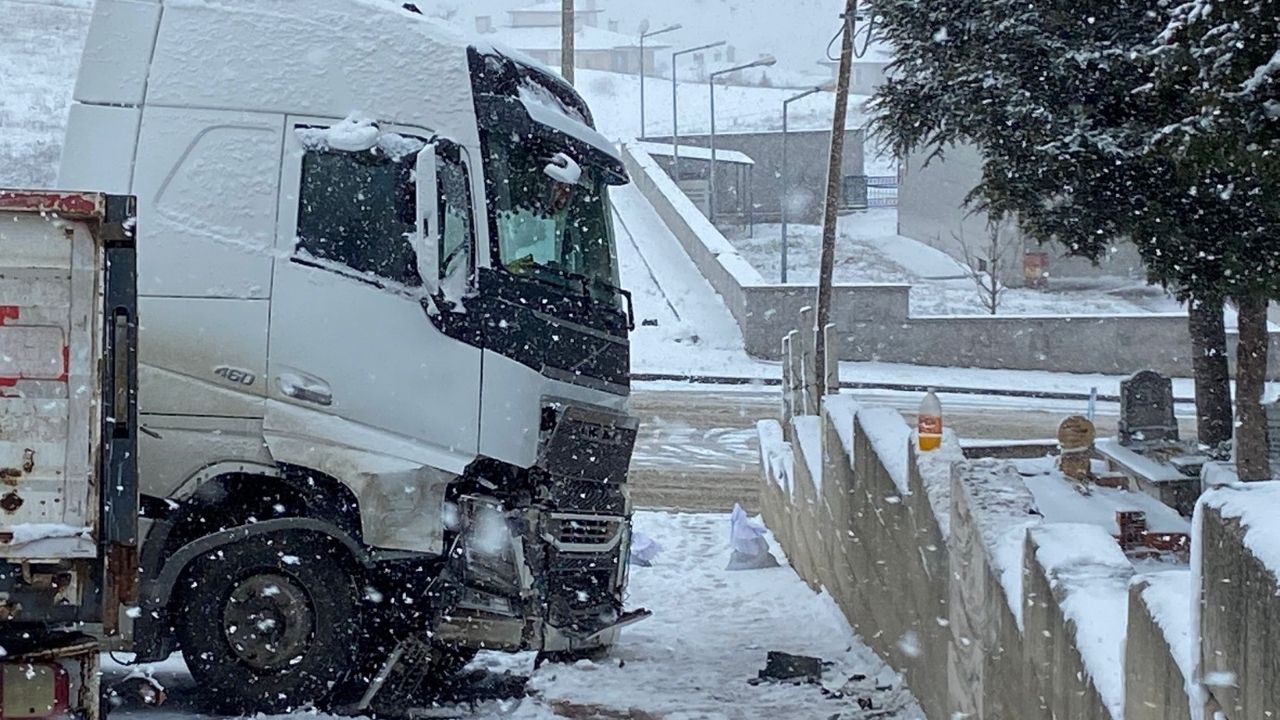 Taşköprü’de Yürekler Ağza Geldi Tır Kaydı (1)