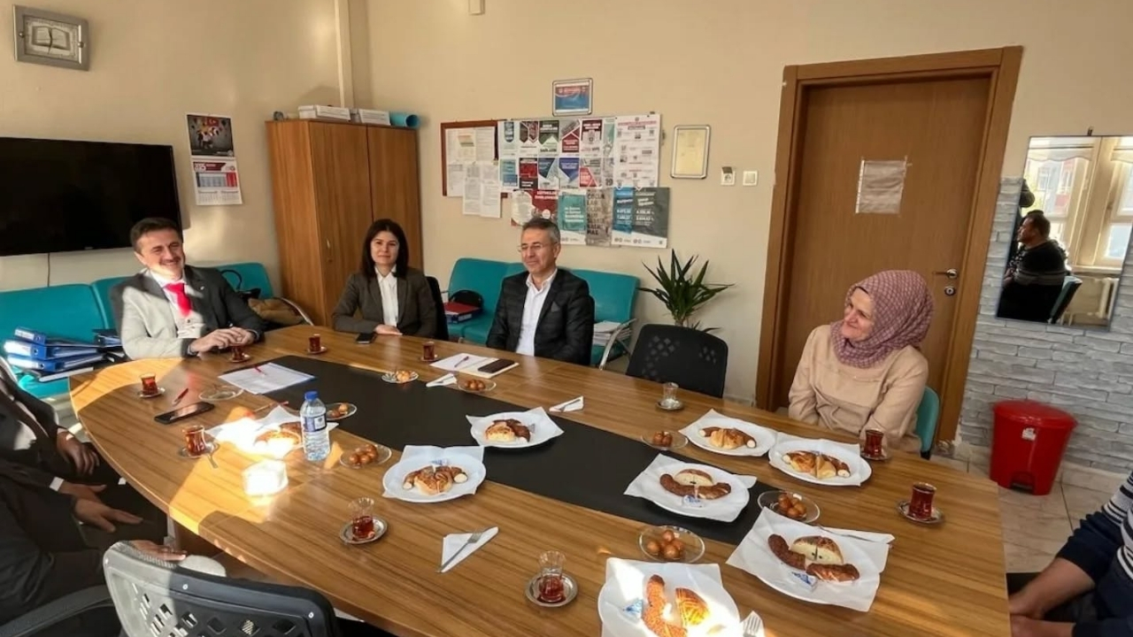 Taşköprü’de Ziyaretler Sürüyor ‘İstişareye Önem Veriyoruz’ (1)