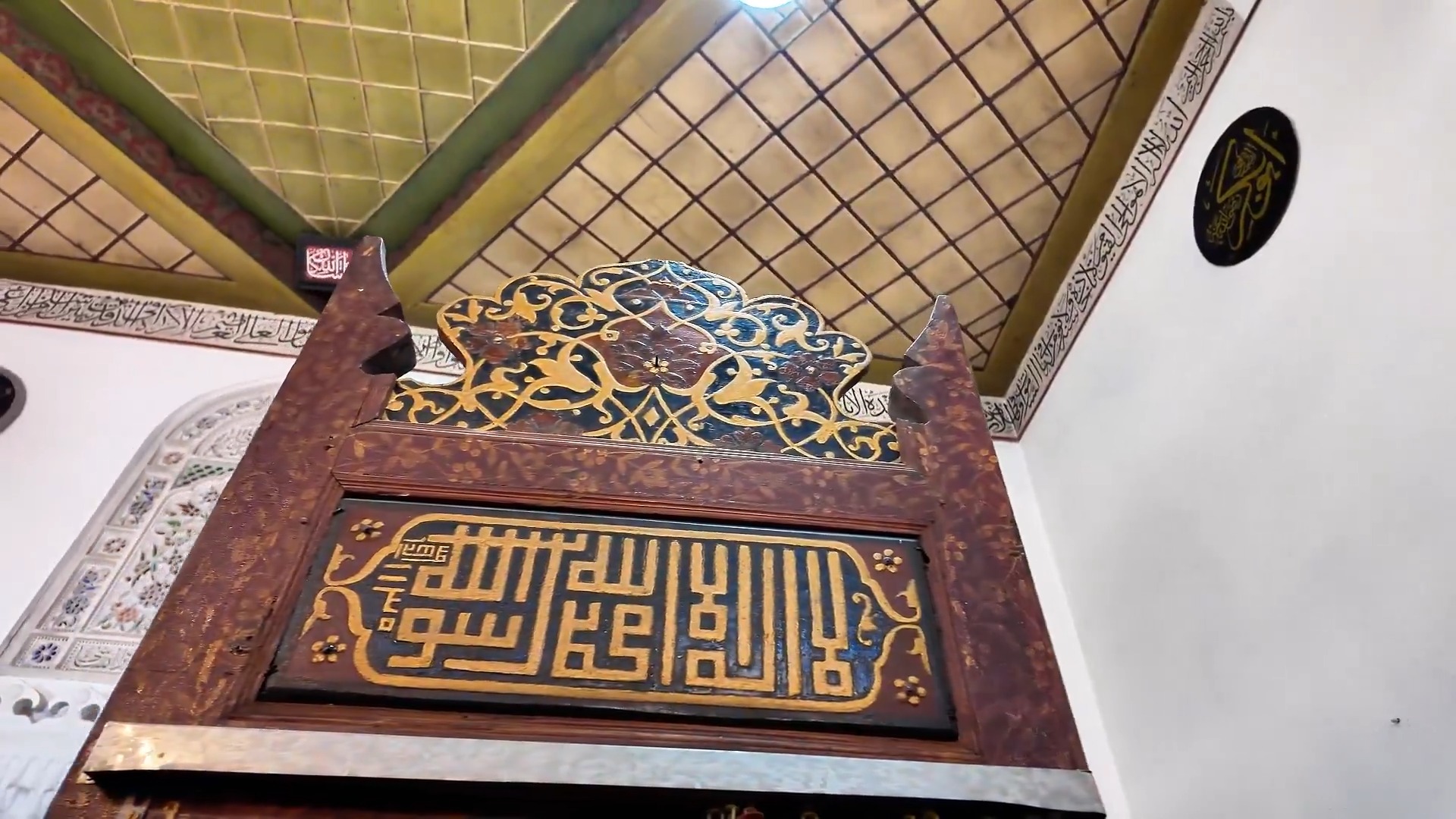 Vali Meftun Dallı Paylaştı Kastamonu'nun Tarihi Camisi Göz Kamaştırıyor 4