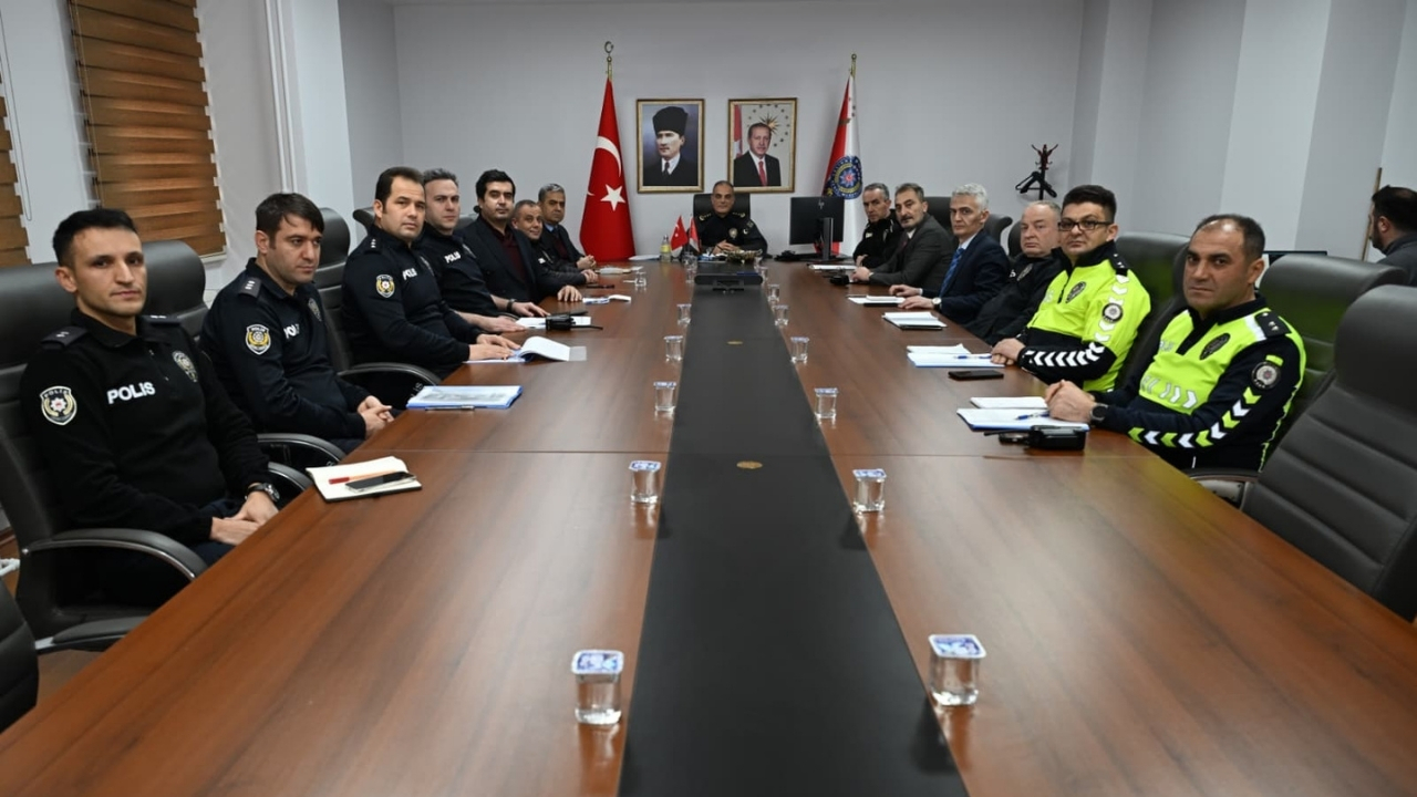 Yılbaşı Öncesi Kastamonu Emniyetinde Kritik Toplantı (1)