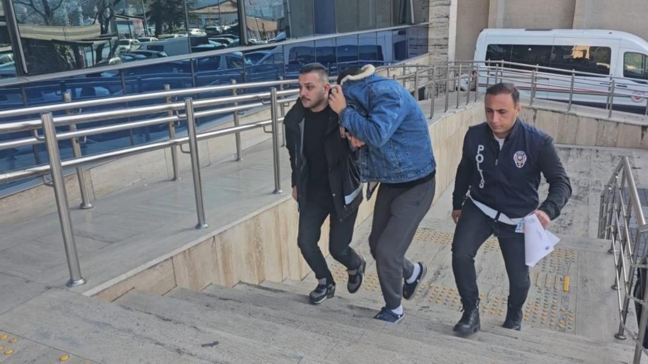 Yokuşta Kayan Kamyonet 4 Yaşındaki Sarp’ı Hayattan Kopardı (1)