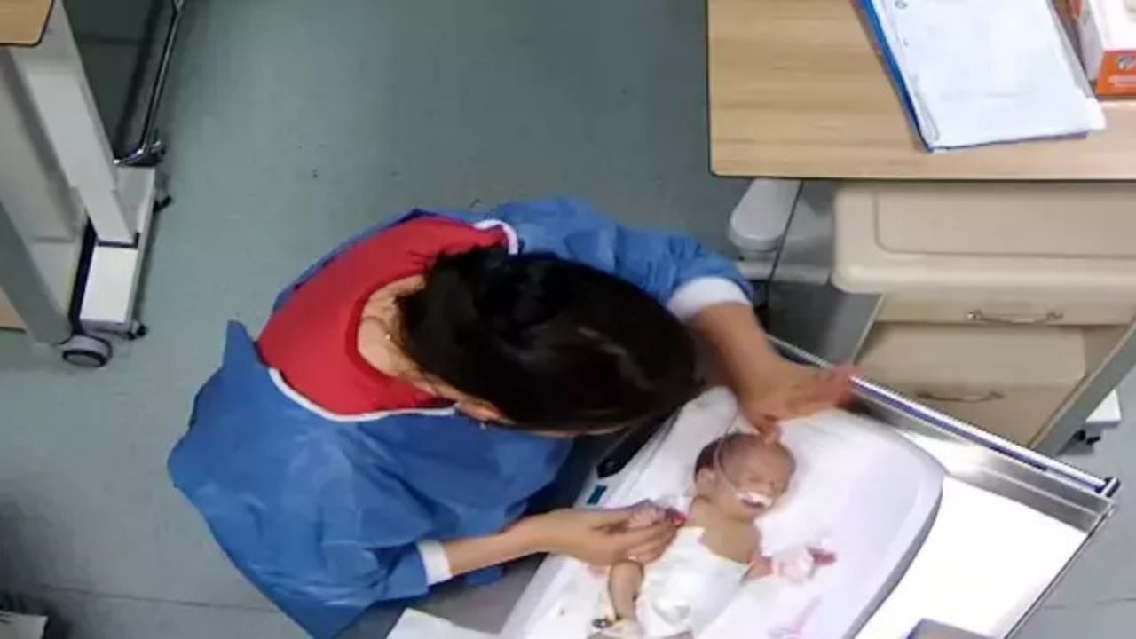 5 Günlük Bebeğe Şiddet Uygulayarak Engelli Bırakan Hemşire Tutuklandı (3)