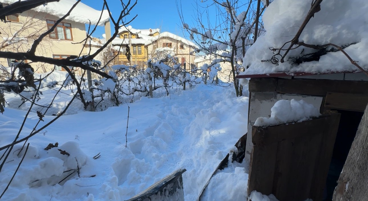 80 Yaşındaki Kadın Donmuş Halde Ölü Bulundu 14