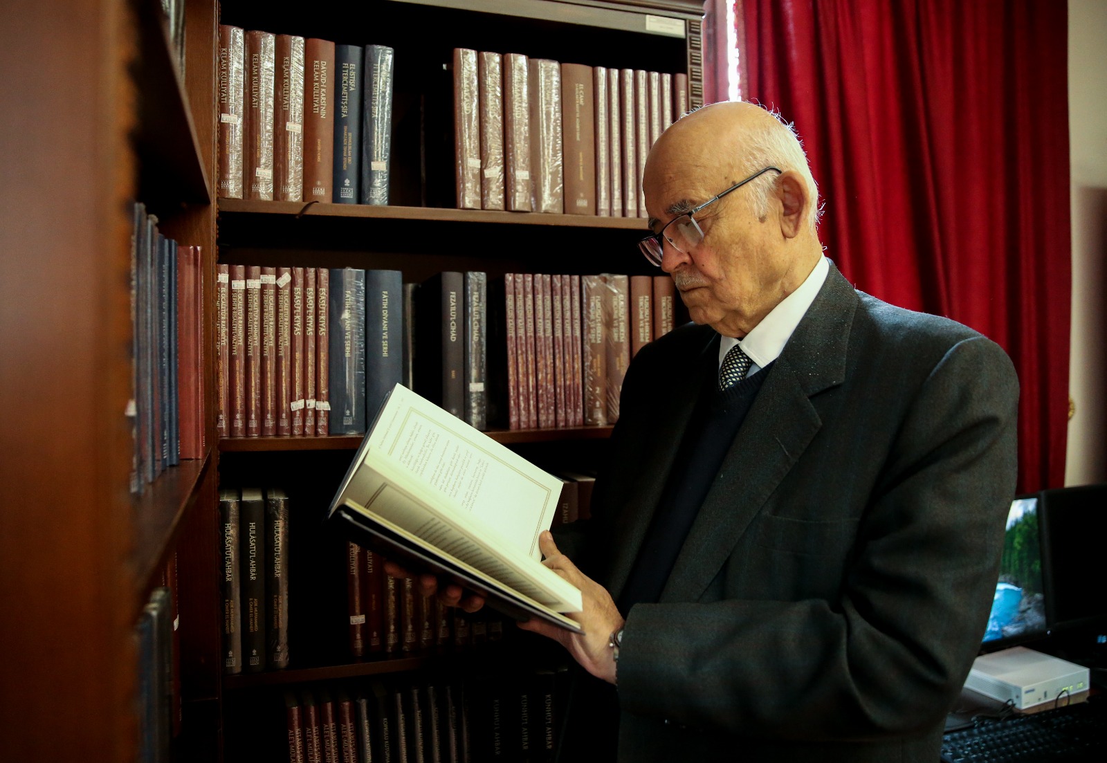 81 Yaşındaki Kastamonulu Emekli Akademisyen Hayatını Memleketine Adadı 12-3