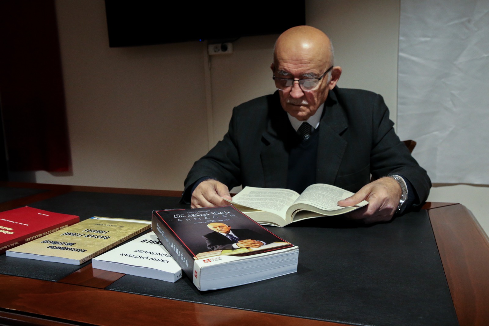 81 Yaşındaki Kastamonulu Emekli Akademisyen Hayatını Memleketine Adadı 23-3