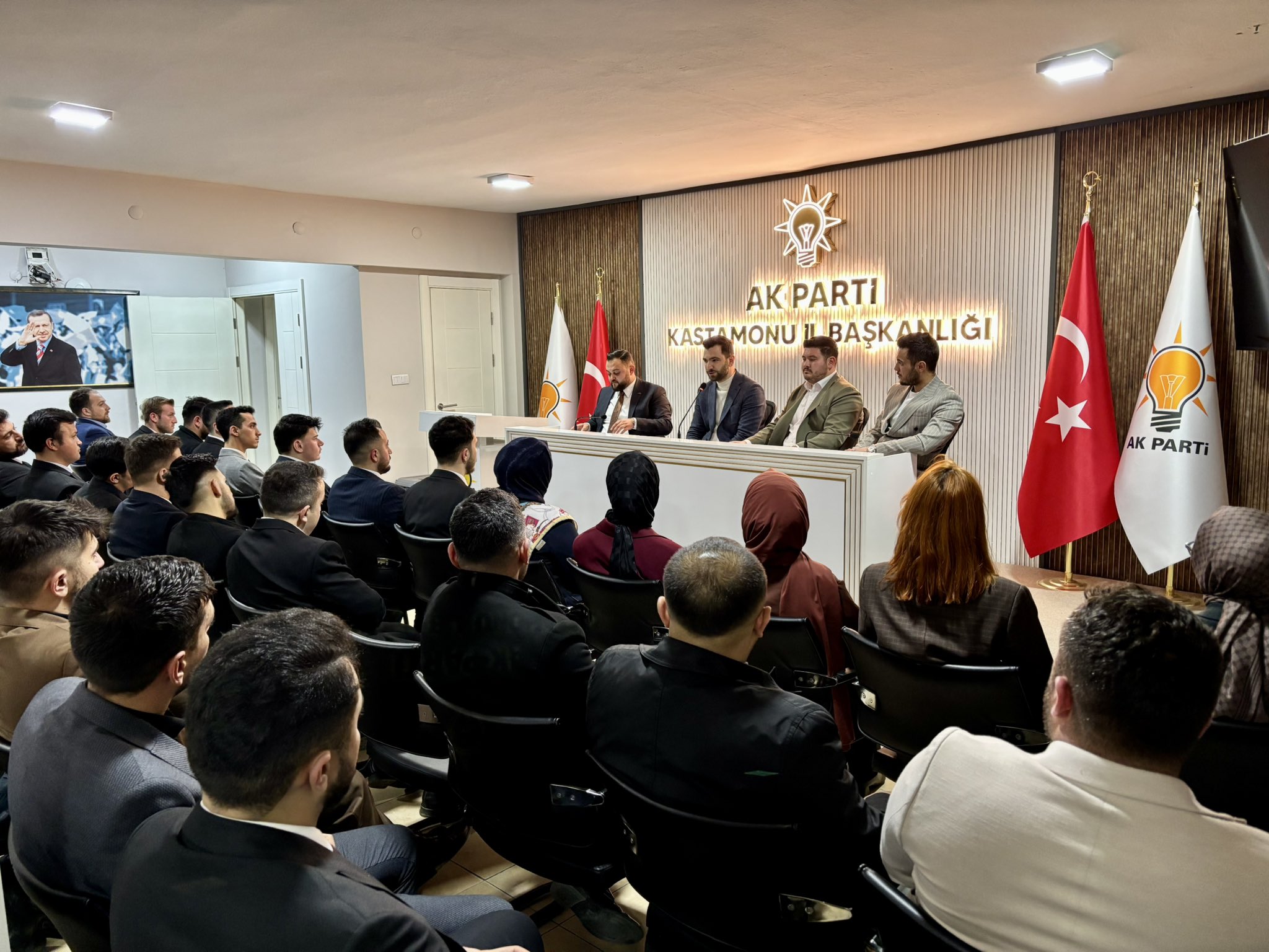 Ak Parti Gençliği Kastamonu’da Yol Haritasını Belirledi1