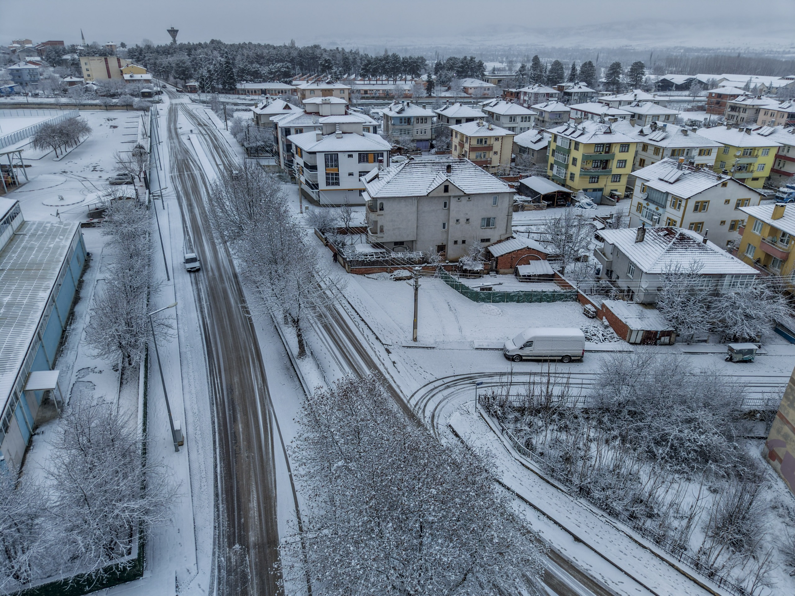 Atatürk’ün Şehir Planını Yaptırdığı Taşköprü, Beyaz Örtüyle Kartpostala Döndü5