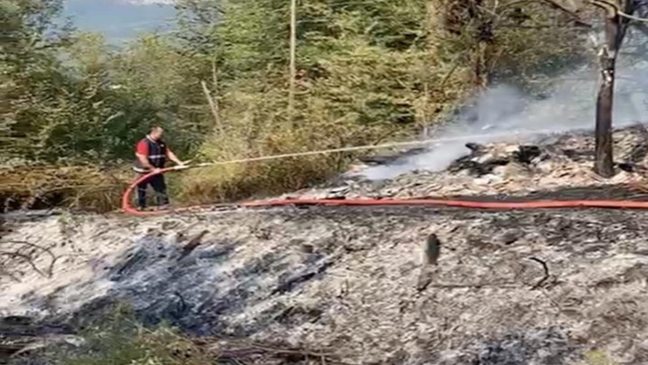 Ateyle Oynadığı Hakim Karxısı (2)