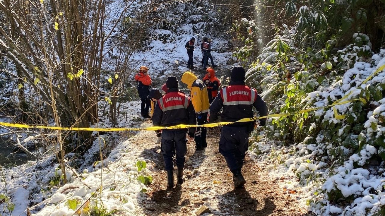 Atv Sürücüleri Fark Etti Dere Yatağında Cansız Beden Bulundu (3)