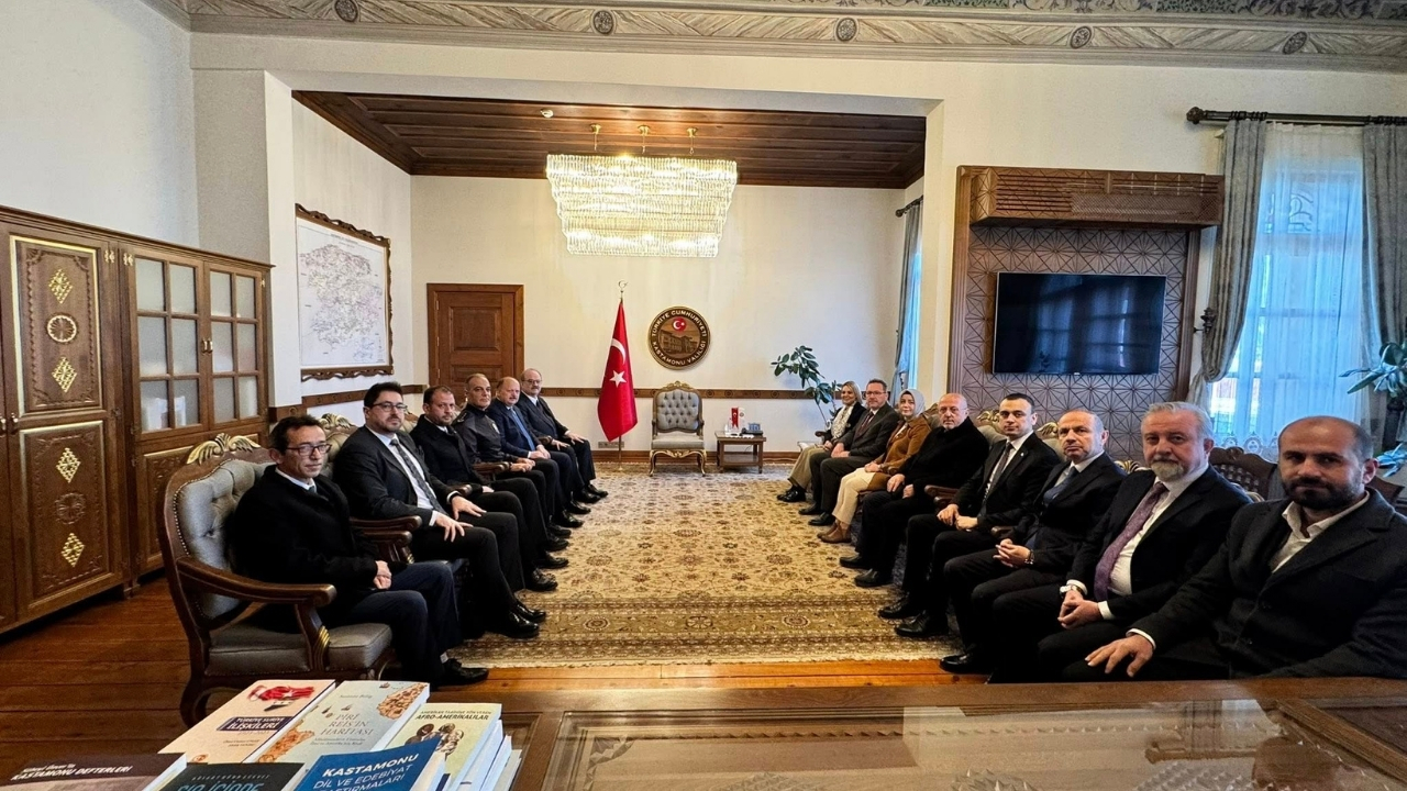 Bakan Yardımcısı Serdar Çam Kastamonu’da, Temaslar Valilikle Başladı (2)