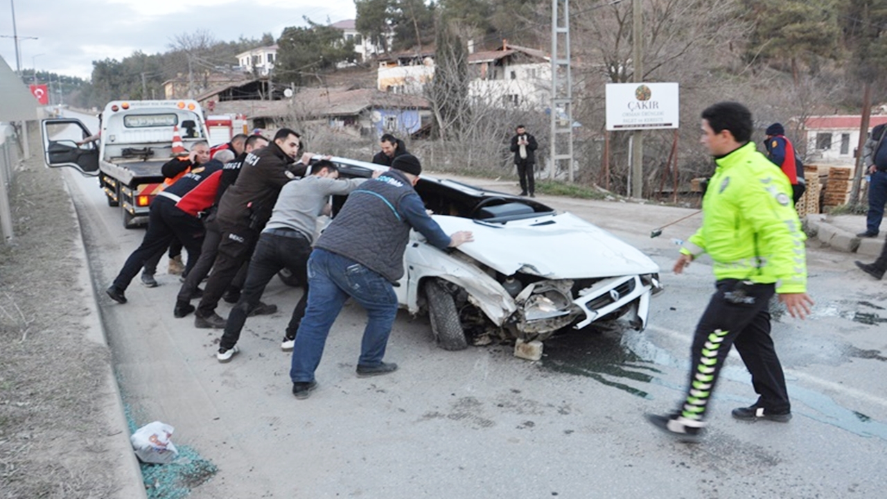 Boyabat Otomobil Takla Kaza (5)