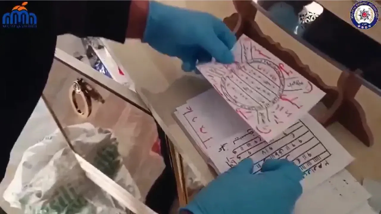 Büyücülük Muska (1)