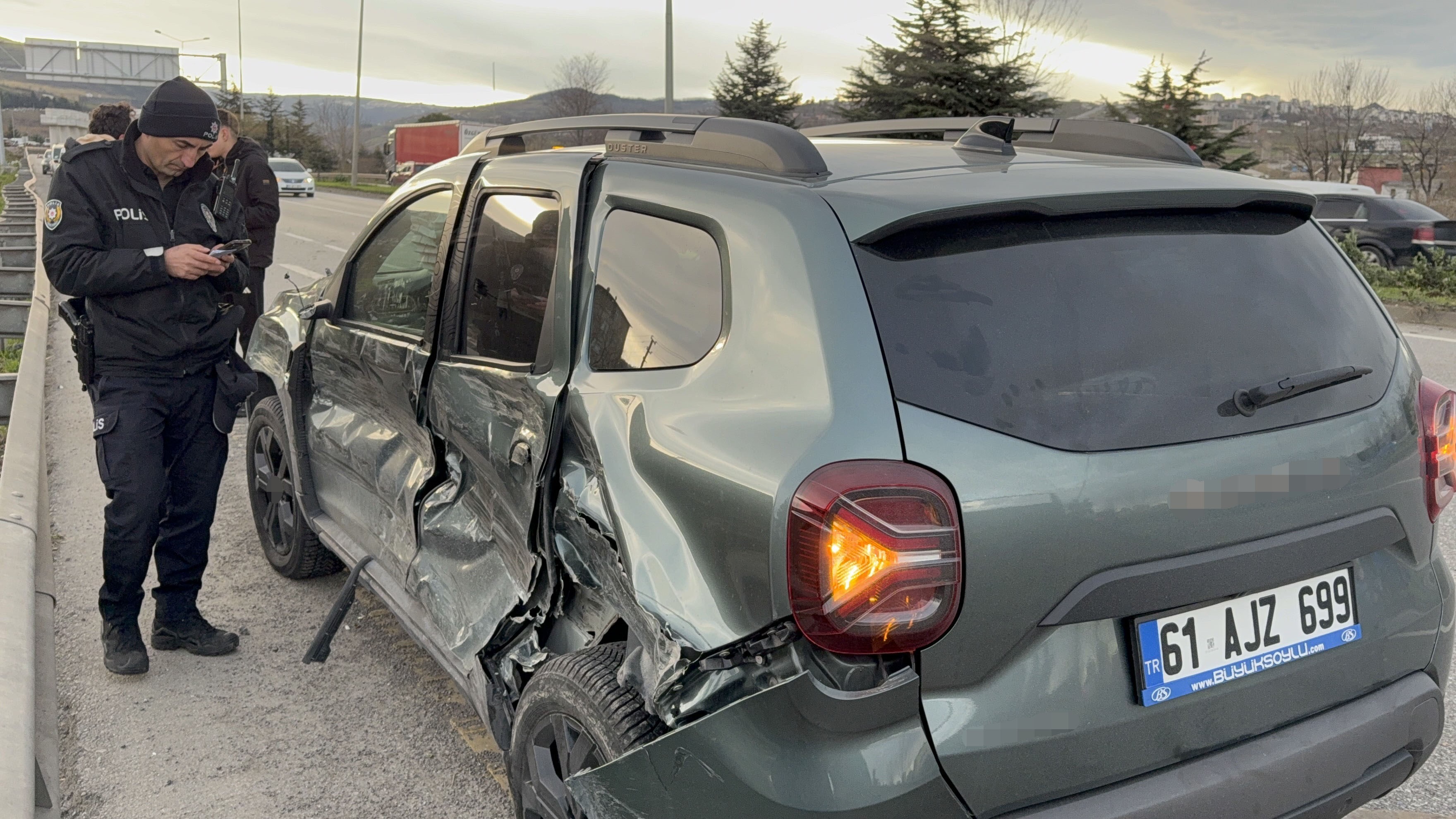 Cenazeden Dönüyorlardı Feci Kazada 4 Kişi Yaralandı! 44