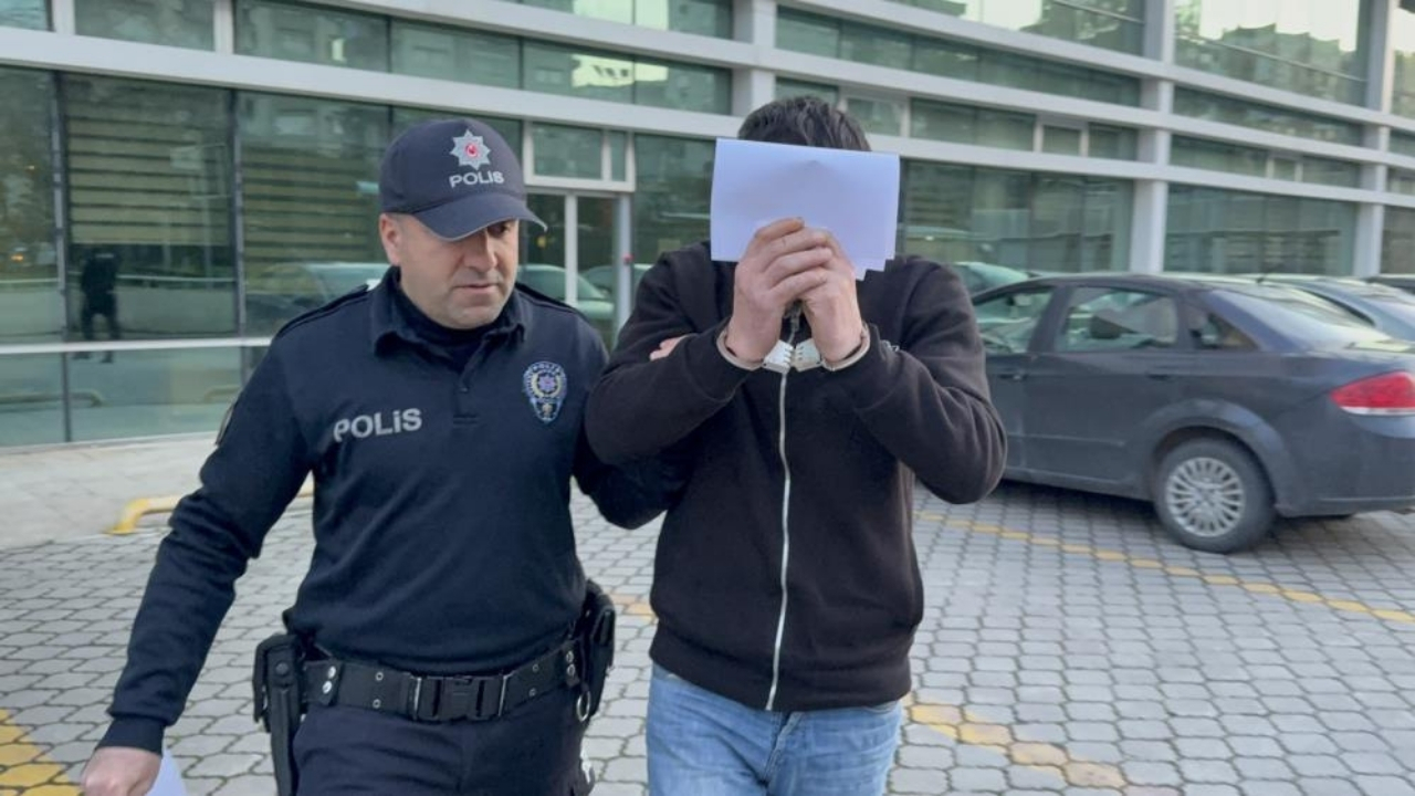 Eşi Baba Evine Gidince, Kayınpederinin Kapısını Ateşe Verdi (2)