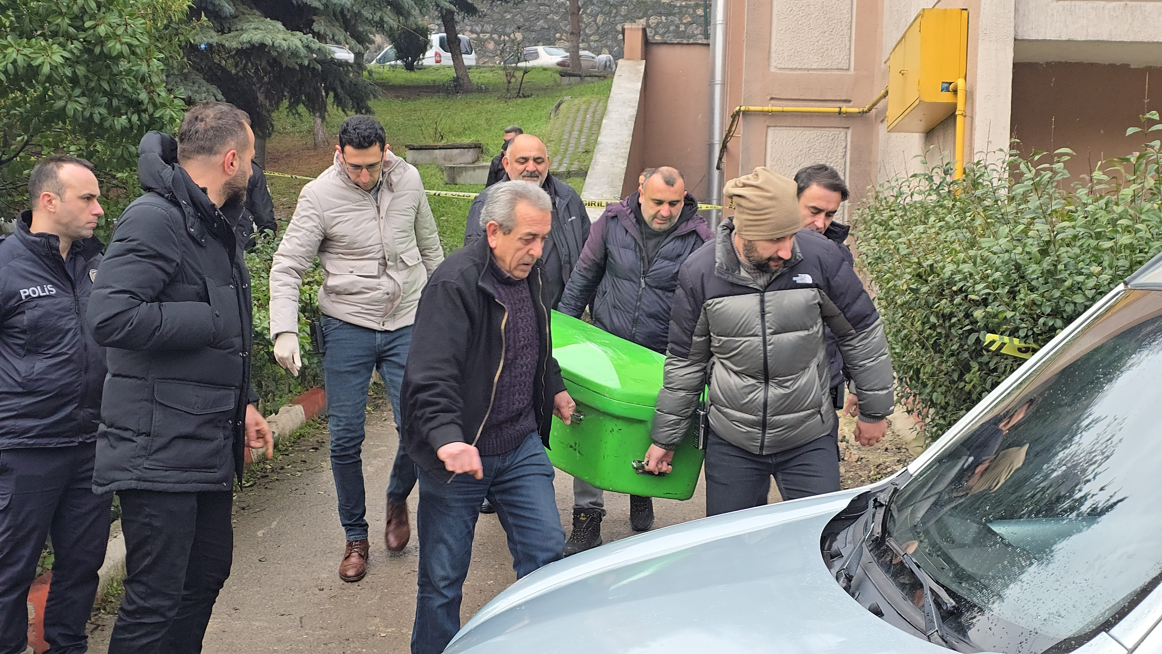 Feci Olay 5. Kattan Düşen Yaşlı Kadın Hayatını Kaybetti 25