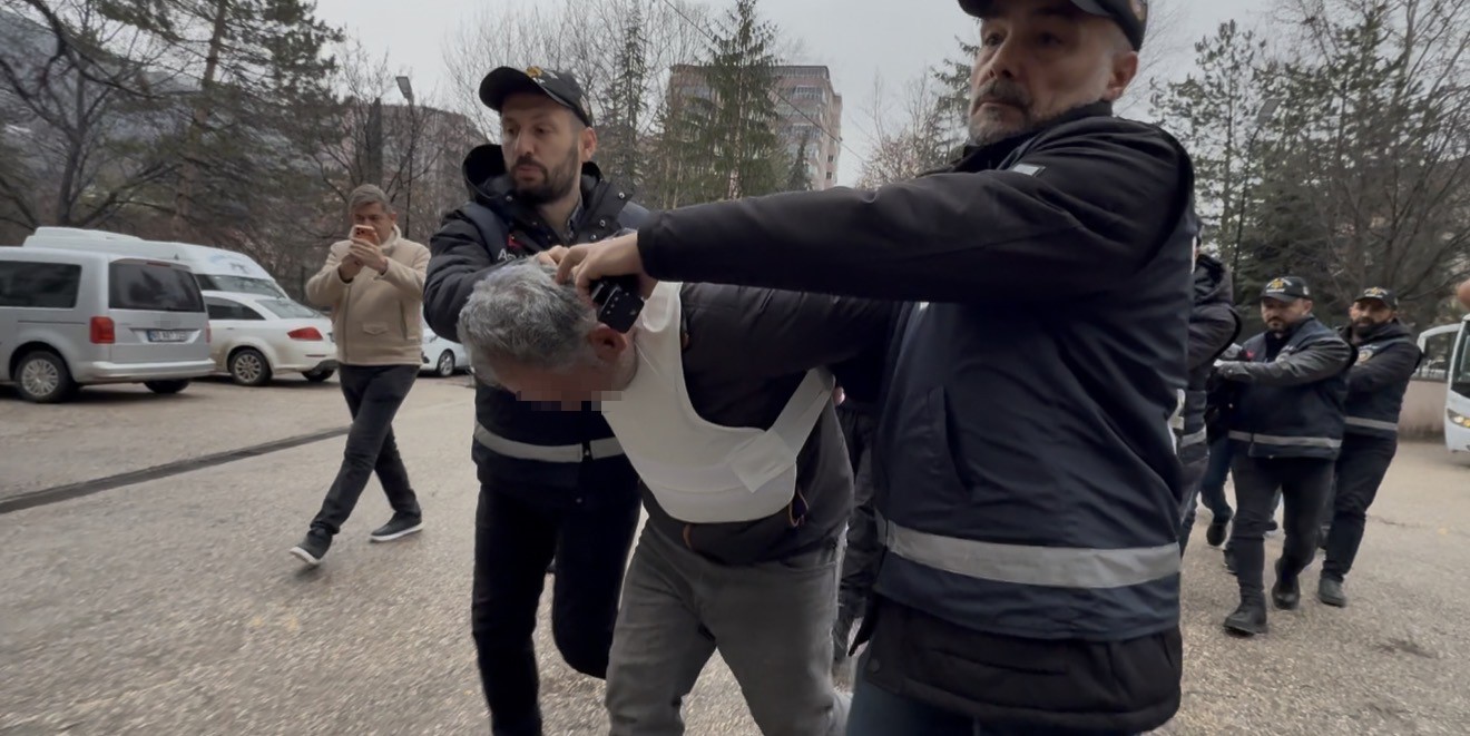 Feci Olay! Babasını Öldürdü İtiraf Etti! 6