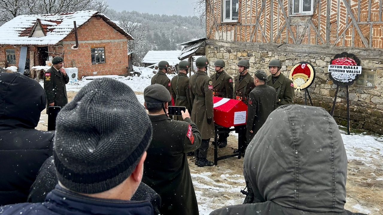 Ferdi Çatal Toprağa Verildi (3)