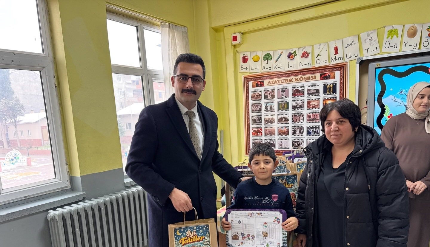 Hanönü'de Karne Sevinci Öğrenciler Yarıyıl Tatiline Girdi 12