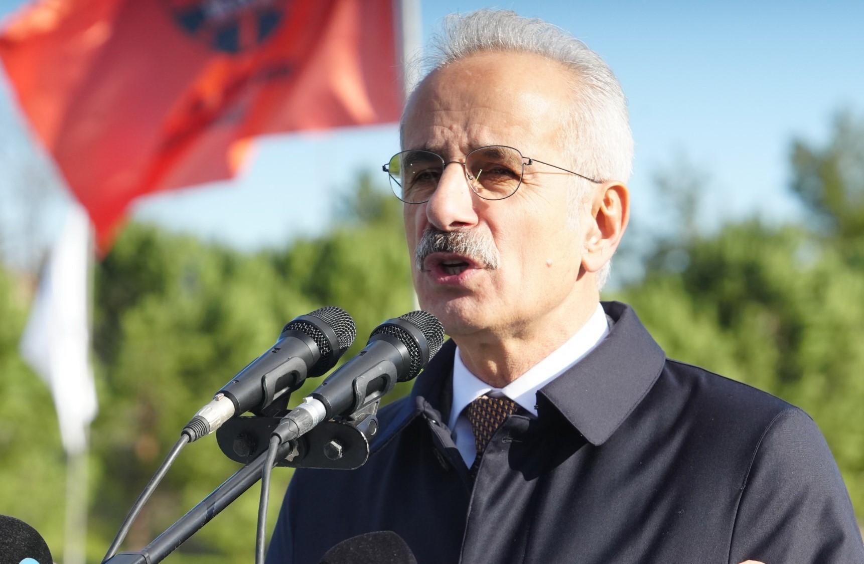 Hızlı Tren Hattında İlk Kazma Vuruldu İki Şehir Arası Yolculuk 2,5 Saate İnecek3