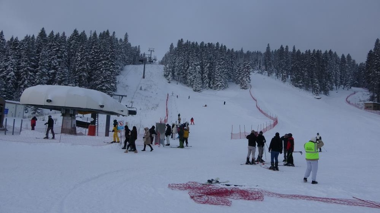 Ilgaz Yurdun Tepe Kayak Merkezi Hafta Sonu (11)