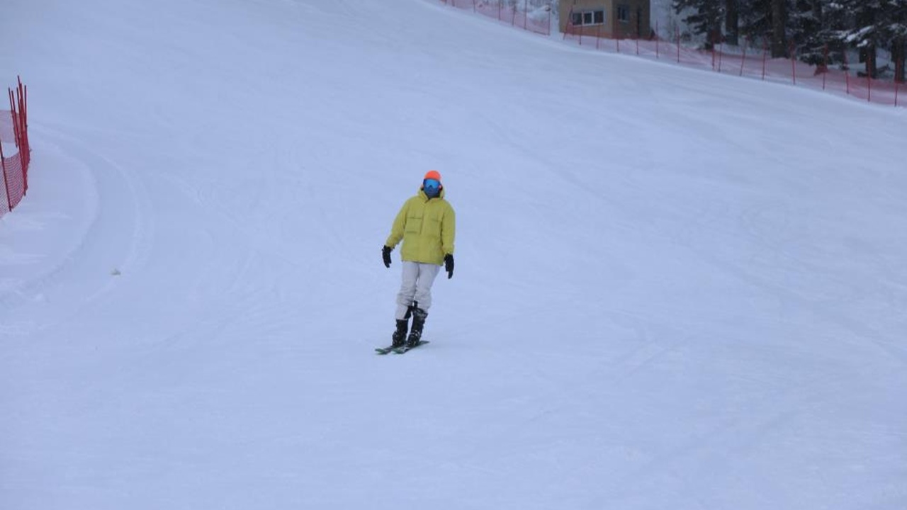 Ilgaz Yurdun Tepe Kayak Merkezi Hafta Sonu (5)