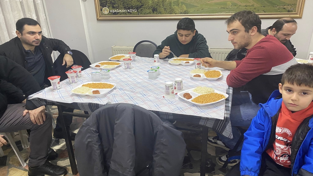 Istanbul Aşağı Kayı Köyü Keşkek Günü (7)