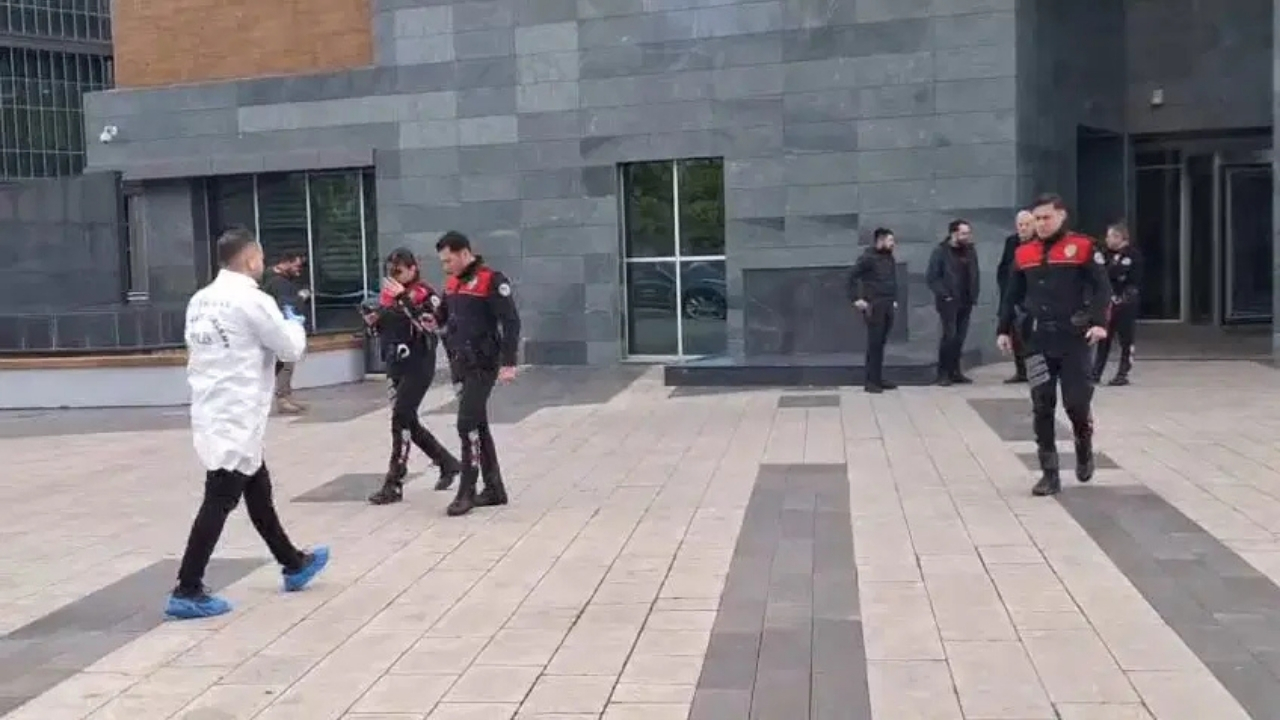 İstanbul’da Adliyede Silahlı Saldırı, Kadın Hakim Yaralandı 1 Gözaltı (1)