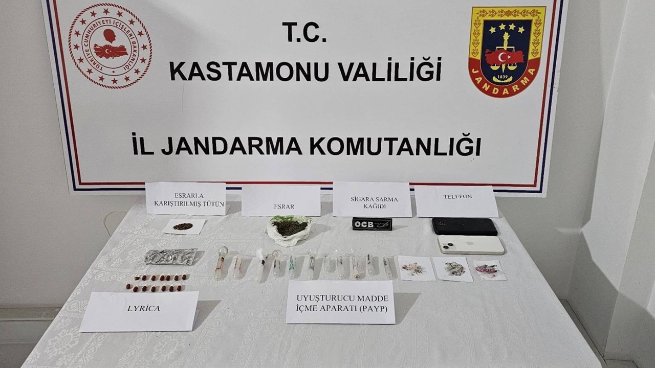Jandarma Uyuşturucu Operasyonu Valilik (1)